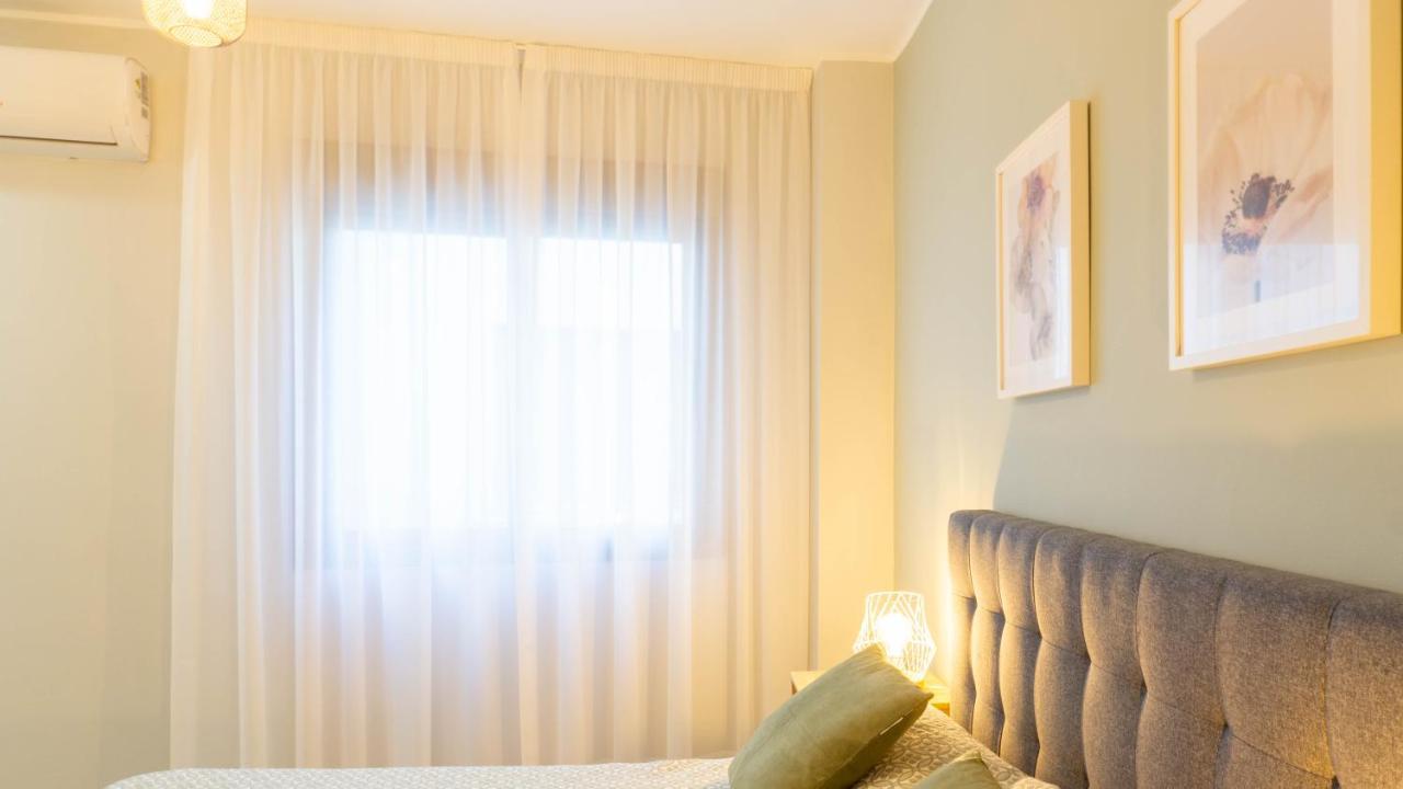Luxury Apartment Dos Aceras Malaga Bagian luar foto